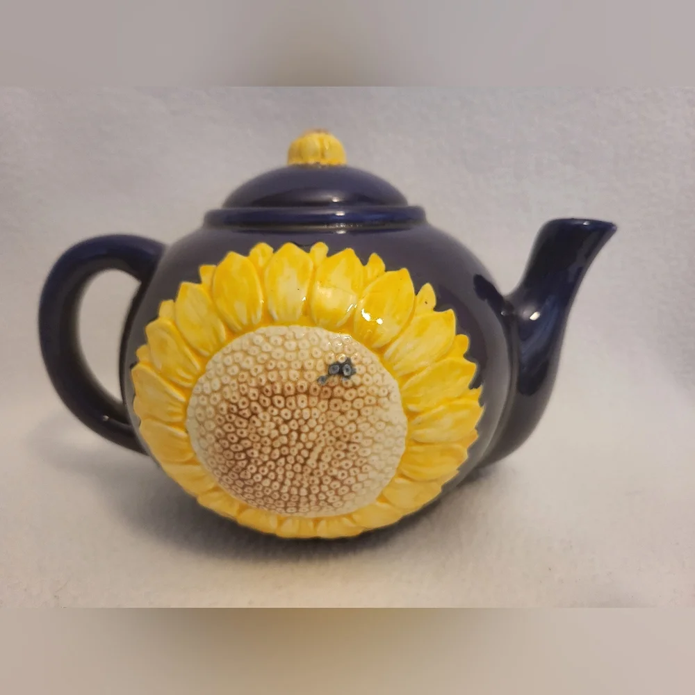 Teapot